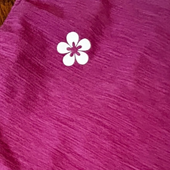 Tuff athletics women’s small tshirt in pink/fuchsia color. Like new! - Picture 4 of 7